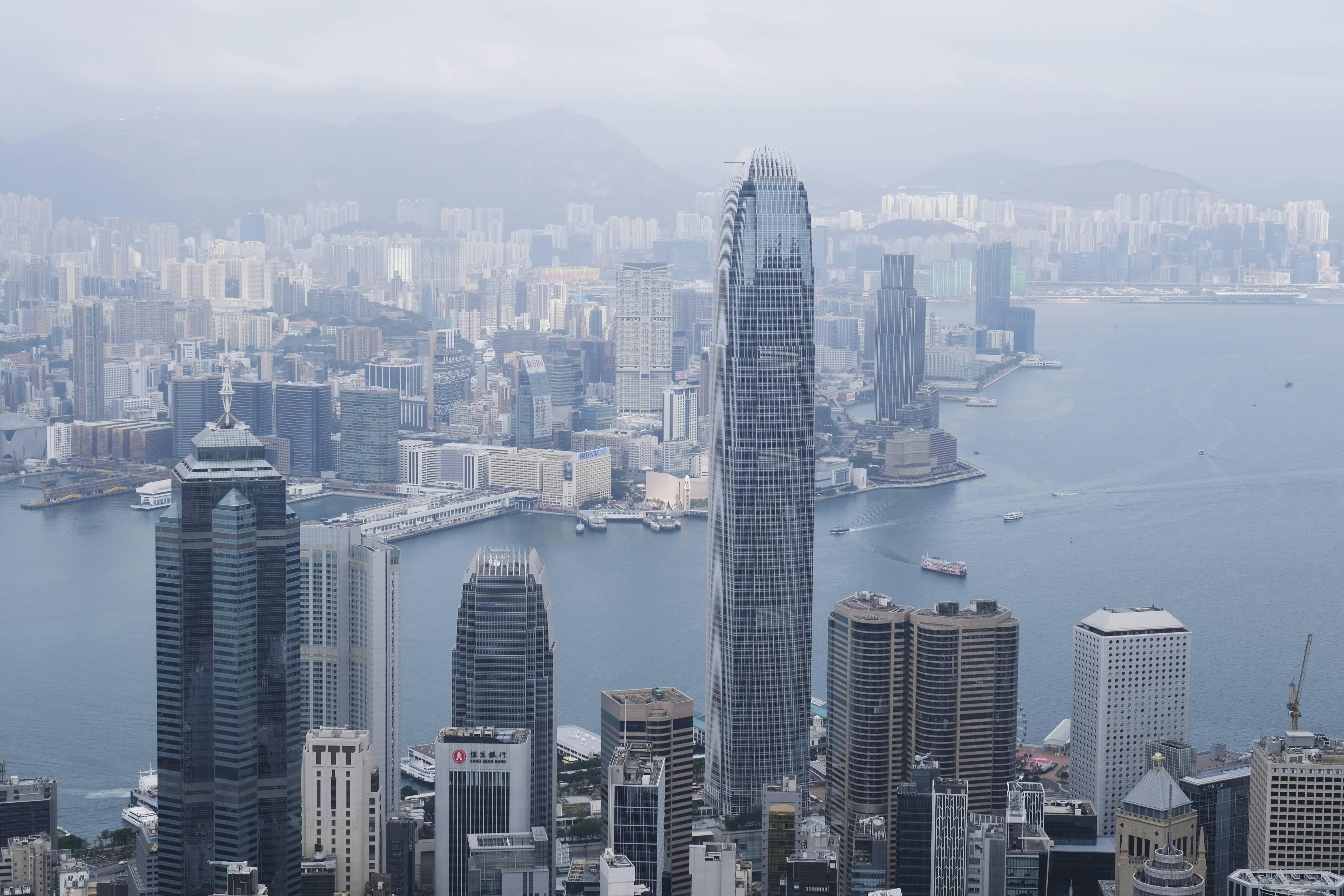 香港資料大全，2019- 邁向正版的未來